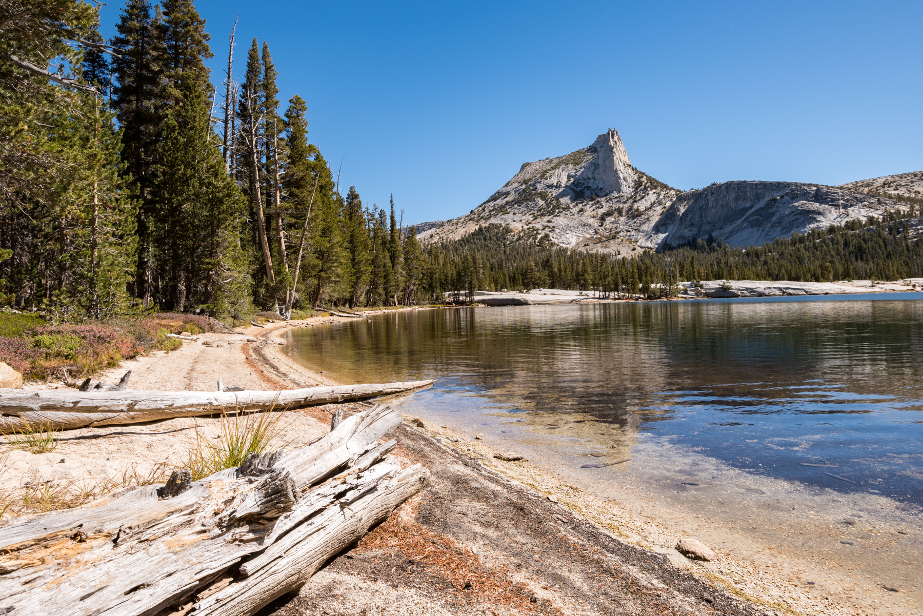 Cathedral Lakes (lower)